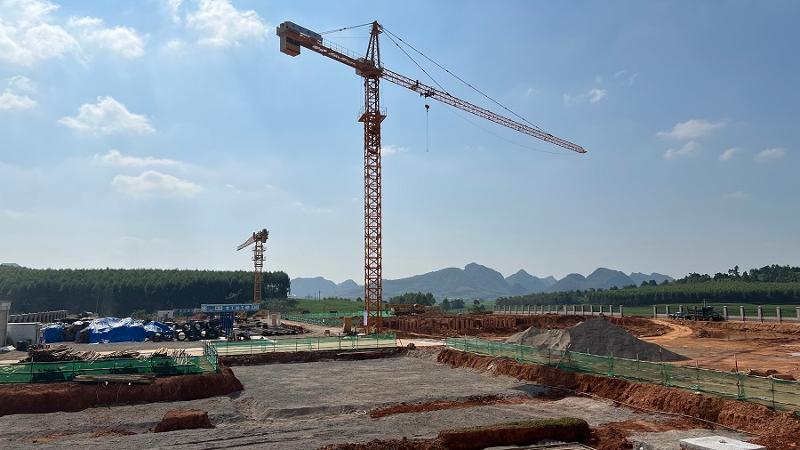 市政公司中泰崇左產業園新材料標準廠房一期項目樁基完工